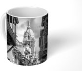 Mok - Uitzicht op de kathedraal van oud-Cartagena - zwart wit - 350 ML - Beker