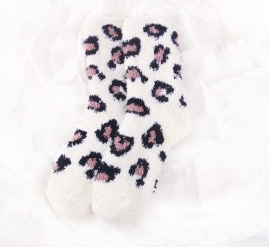 Fluffy Sokken Dames - dieren / luipaard print - wit / bruin - huissokken - dikke winter sokken - 36-40 - zacht - cadeau - voor haar