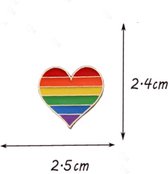 Goededoelen.Shop | Broche Love is Love - Rainbow heart | LGBTQ | Pride | Rainbow | LGBTQ Pin | Rainbow Pin | Regenboog Pin | Cadeau | Statement