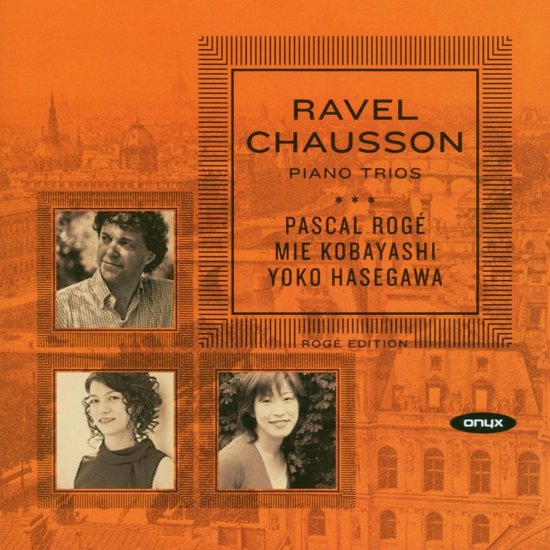 CD hoes met portretten van Pascal Rogé, Mie Kobayashi, Yoko Hasegawa, en afbeelding van Parijs.