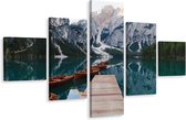 Schilderij - Lago di Braies in Zuid-Tirol, Italië, Premium Print