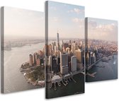 Trend24 - Canvas Schilderij - Manhattan New York - Drieluik - Steden - 60x40x2 cm - Bruin