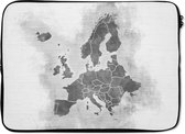 Laptophoes 14 inch - Kaart van Europa - zwart wit - Laptop sleeve - Binnenmaat 34x23,5 cm - Zwarte achterkant