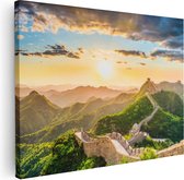 Artaza Canvas Schilderij De Chinese Muur door de Bergen met Zon - 80x60 - Foto Op Canvas - Canvas Print