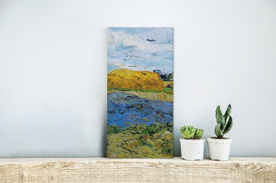 Wanddecoratie Metaal - Aluminium Schilderij Industrieel - Hooibalen onder een regenachtige lucht - Vincent van Gogh - 20x40 cm - Dibond - Foto op aluminium - Industriële muurdecoratie - Voor de woonkamer/slaapkamer