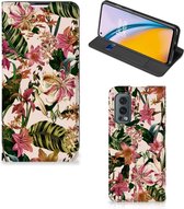 Hoesje ontwerpen OnePlus Nord 2 5G Smart Cover Valentijn Cadeautje Vrouw Bloemen