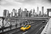 Fotobehang Taxi Crossing Brooklyn Bridge - Vliesbehang - 208 x 146 cm