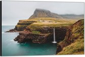 Dibond –Bergen aan de Zee – 150x100 Foto op Aluminium (Wanddecoratie van metaal)