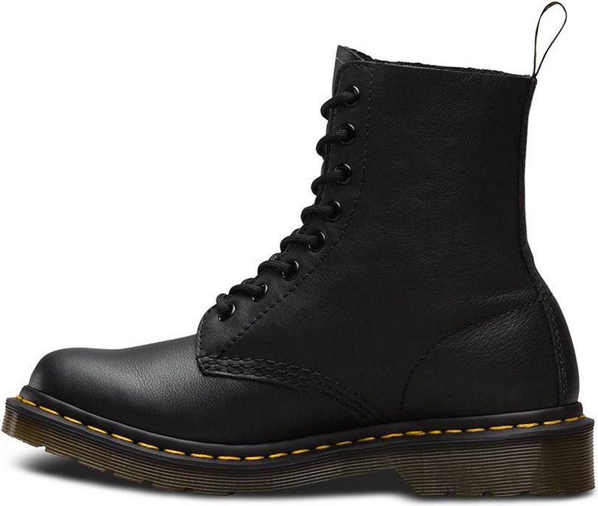dr martens pascal zwart
