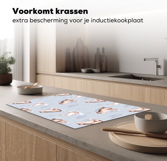 KitchenYeah® Inductie beschermer 81x52 cm - Winter - Patronen - Konijn - Beer - Kookplaataccessoires - Afdekplaat voor kookplaat - Inductiebeschermer - Inductiemat - Inductieplaat mat