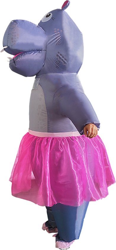 Opblaasbaar nijlpaardkostuum, zijkant met roze tutu, blauwe broek en grote grijze mond.