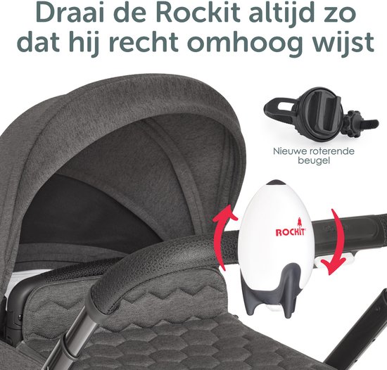 Grijze kinderwagen met witte rakketvormige Rockit babyrocker en zwarte houder, 'Draai de Rockit altijd zo dat hij recht omhoog wijst'.