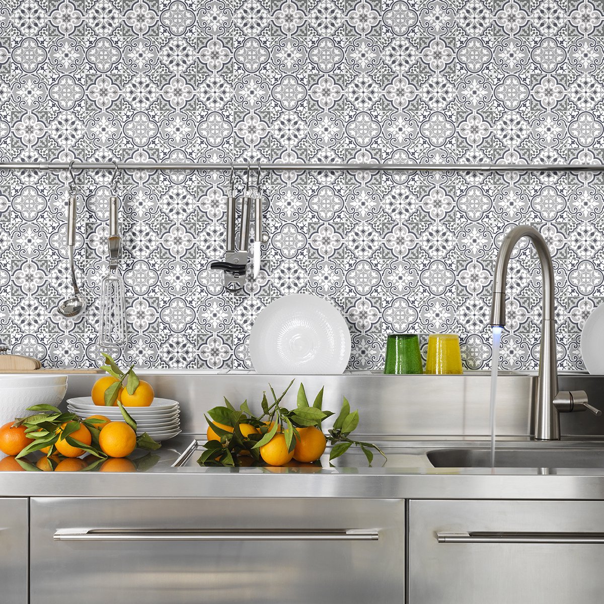 Ambiance Sticker Zelfklevende tegelmuurstickers voor keuken en badkamer - 24 authentieke cementtegelstickers van Nathalia - 24 stickers van 15x15 cm Multi color