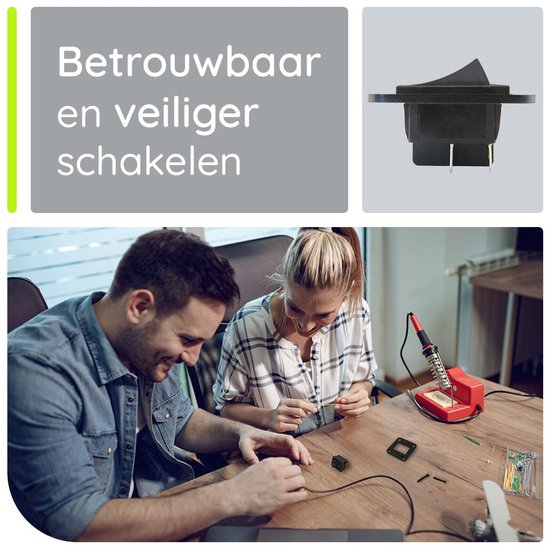 Man en vrouw monteren de KCD4 schakelaar. Text met 'Betrouwbaar en veiliger schakelen'.