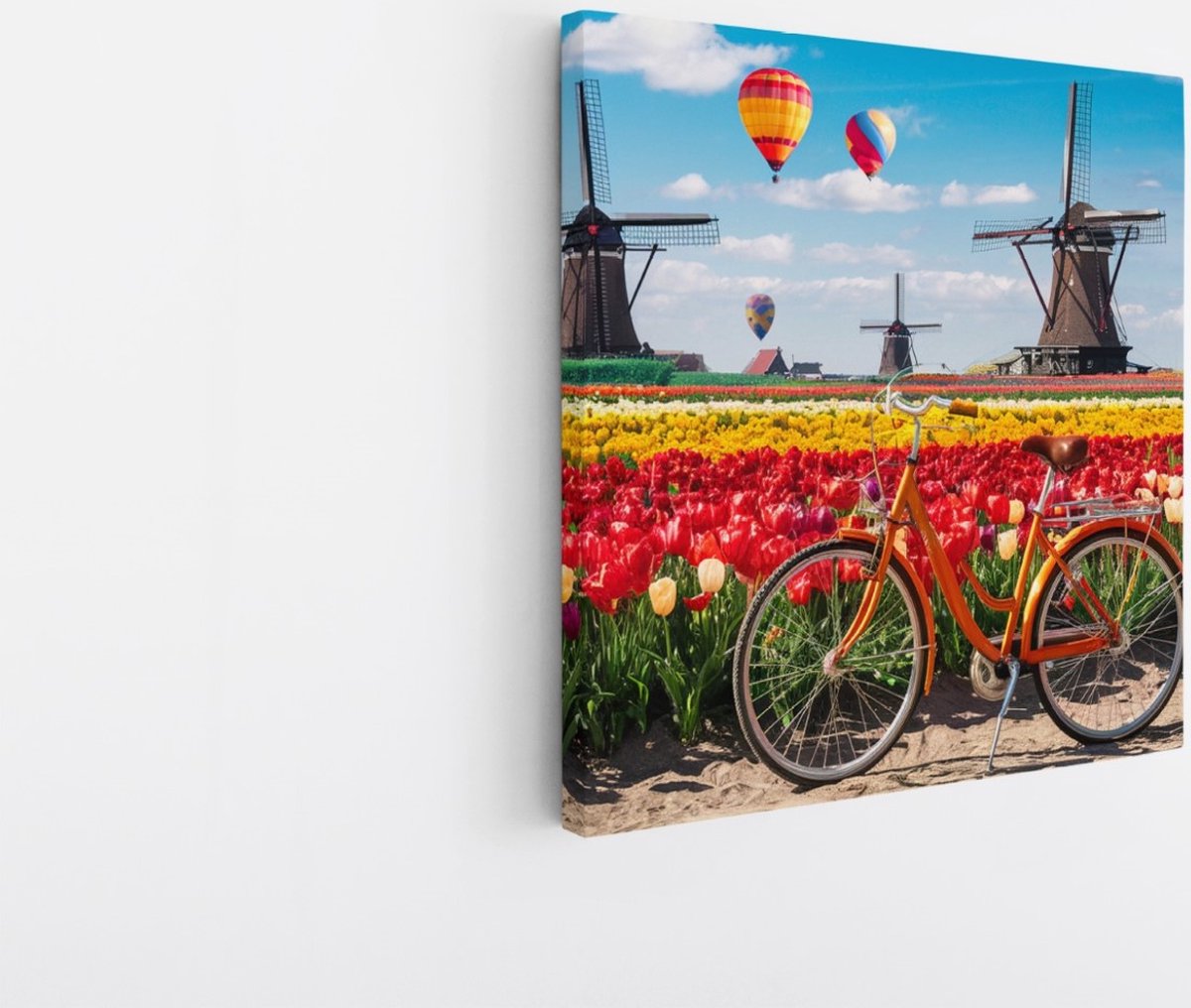 Saammp Canvas Schilderij - Fiets - Molens met Tulpenvelden - Natuur - 100x100 - Foto op canvas - Wanddecoratie - Muurdecoratie Woonkamer - Slaapkamer decoratie - Canvas Print Multicolor