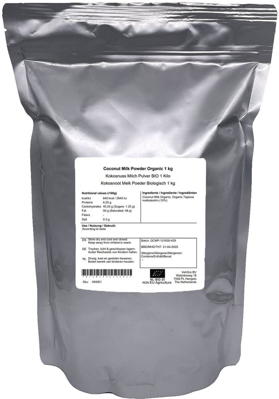 Zilveren zak met 1 kg biologisch kokosmelkpoeder. Label met voedingswaarde.