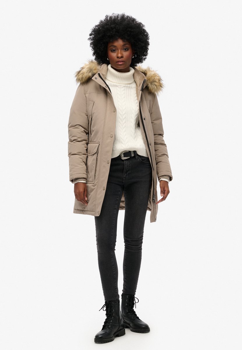 Superdry Everest Faux Fur Parka Winterjas Dames 3XL Beige