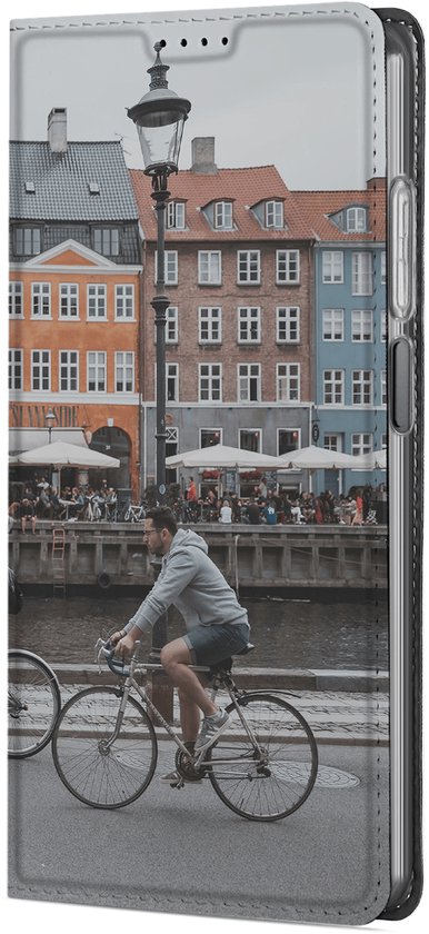Faire un étui avec support adapté au Motorola Moto G34