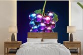 Behang - Fotobehang Paars - Disco - Feest - Druif - Breedte 350 cm x hoogte 350 cm