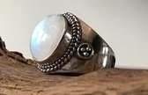 Zilveren ring Moonstone