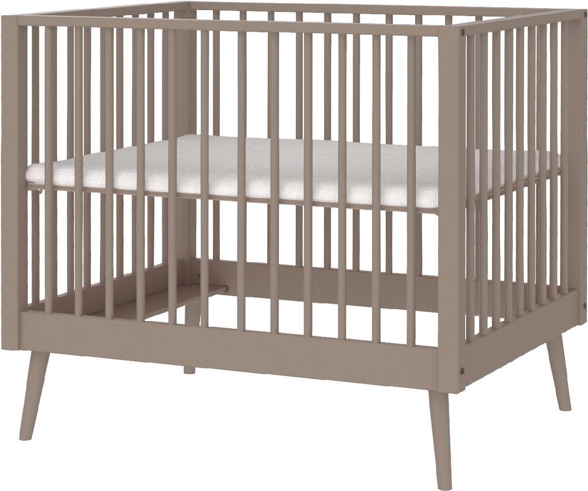 Europe Baby Evy Box Chestnut
