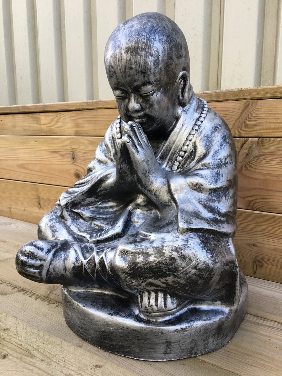 Shaolin Monnik biddend, polystone grijs-zwart .