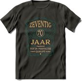 70 Jaar Legendarisch Gerijpt T-Shirt | Aqua - Ivoor | Grappig Verjaardag Cadeau | Dames - Heren | - Donker Grijs - M