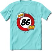 86 Jaar Hoera Verkeersbord T-Shirt | Grappig Verjaardag Cadeau | Dames - Heren | - Licht Blauw - M