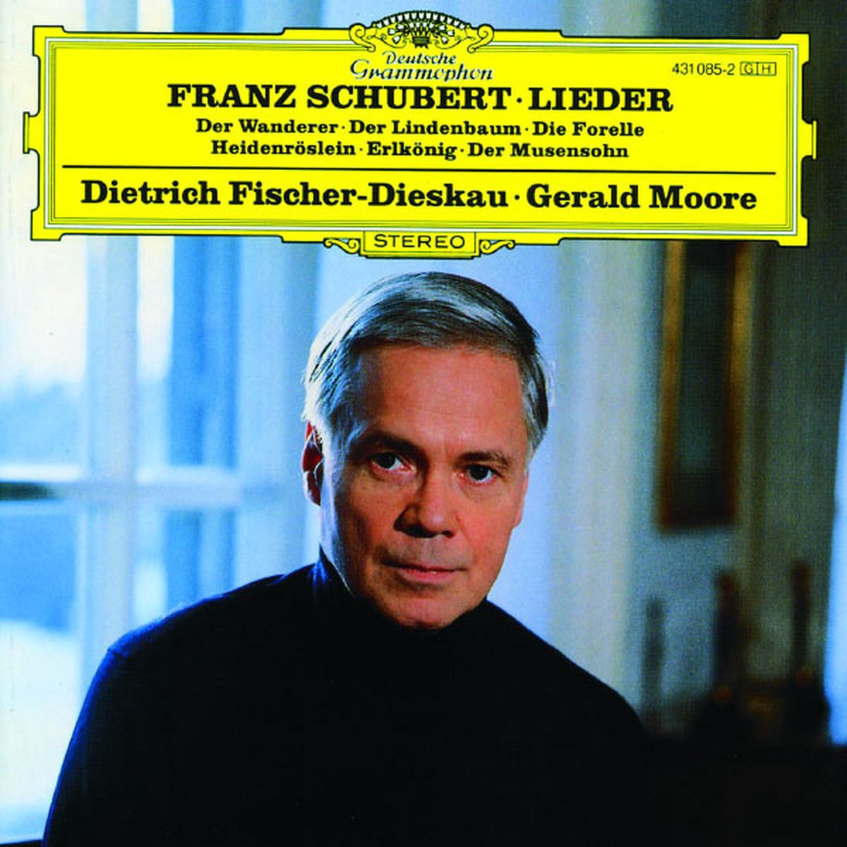 Schubert: 22 Lieder / Fischer-Dieskau, Moore