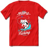 Cool People Do Fishing - Vissen T-Shirt | Blauw | Grappig Verjaardag Vis Hobby Cadeau Shirt | Dames - Heren - Unisex | Tshirt Hengelsport Kleding Kado - Rood - XL