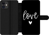 Bookcase Geschikt voor iPhone 12 Pro telefoonhoesje - Quotes - Love - Spreuken - Met vakjes - Wallet case met magneetsluiting