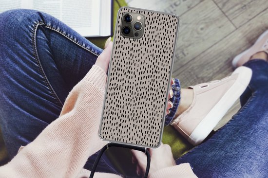 Coque avec cordon iPhone 13 Pro - Pois - Marron - Zwart - Siliconen - Bandoulière - Coque arrière avec cordon - Coque pour téléphone avec cordon - Coque avec corde