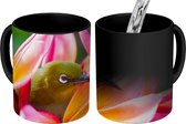 Magische Mok - Foto op Warmte Mok - Tropische vogel tussen bloemen - 350 ML