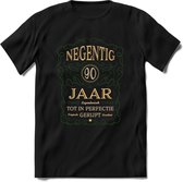 90 Jaar Legendarisch Gerijpt T-Shirt | Mos - Ivoor | Grappig Verjaardag en Feest Cadeau Shirt | Dames - Heren - Unisex | Tshirt Kleding Kado | - Zwart - S