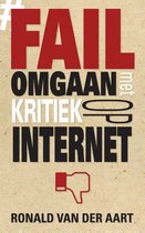 Boekomslag met de titel 'FAIL Omgáán met Kritiek op Internet' en een duim omlaag-icoon.