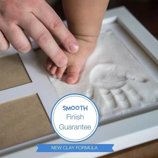 Maison Extravagante - Baby Fotolijst in cadeauverpakking - Gipsafdruk baby - Klei Afdruk Baby Voet / Hand - Kraamcadeau Jongen of Meisje - Babyshower - Kraampakket/Geboorte Cadeau - Baby Art van Maison Extravagante — afbeelding 3