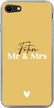 Geschikt voor iPhone 7 hoesje - 'Future Mr & Mrs' - Trouwen - Spreuken - Quotes - Siliconen Telefoonhoesje