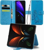 Voor Samsung Galaxy Z Fold3 Vierbladige sluiting Reliëfgesp Mobiele telefoonbescherming lederen tas met lanyard & kaartsleuf & portemonnee & beugelfunctie (blauw)