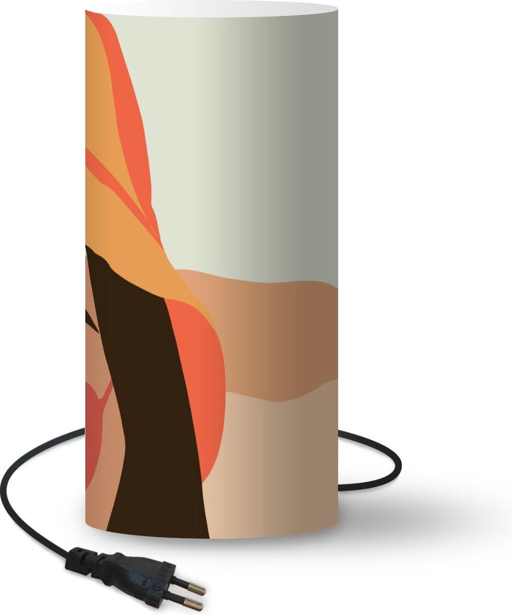 Lamp - Nachtlampje - Tafellamp slaapkamer - Vrouw - Zonnebril - Strand - Pastel - 33 cm hoog - Ø15.9 cm - Inclusief LED lamp