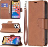 Voor iPhone 13 Retro Lamsleer Textuur Pure Kleur Horizontale Flip PU Lederen Case, met Houder & Kaartsleuven & Portemonnee & Lanyard (Bruin)