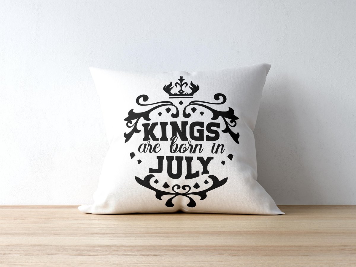 Sierkussen - Verjaardag Kings Are Born In July - Wit - 40 Cm X 40 Cm