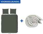 Luxe Dekbedovertrek Tweepersoons - 200x200/220cm - Inclusief 2 Kussenslopen - 100% Zacht Katoensatijn - Donker Olijfgroen + Wasbaar Microfiber Dekbed - 200x220cm - Wit