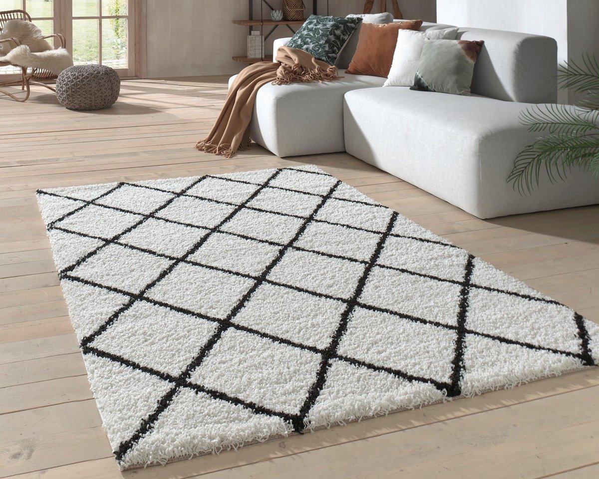 Flycarpets Candy Diamond Vloerkleed - 120x170cm - Crème/Zwart Geruit - Hoogpolig - flycarpets