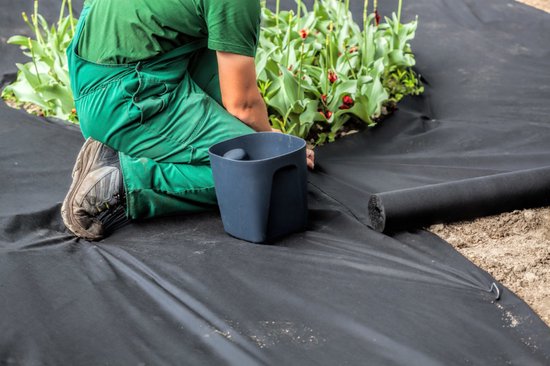 Kinzo Anti worteldoek - zwart - 1,5 x 8 meter - polyester - onkruiddoek - onkruidbestrijding/moestuin ondergrond doek