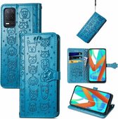 Voor OPPO Realme V15 5G Leuke Kat en Hond Reliëf Horizontale Flip Lederen Case met Houder & Kaartsleuven & Portemonnee & Lanyard (Blauw)