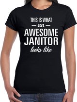Awesome Janitor / geweldige congierge cadeau t-shirt zwart - dames -  kado / verjaardag / beroep shirt S