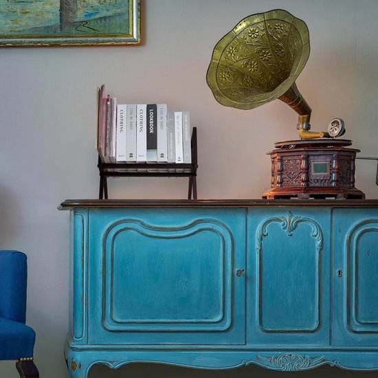 JANE EYRE Grammofoonplaatstandaard, 80-100 lp, metalen plaatstandaard, vinyl houder, album, audio, cd-display voor woonkamer, kantoor, speelkamer en studeerkamer, zwart JANE EYRE Grammofoonplaatstandaard, 80-100 lp, metalen plaatstandaard, vinyl houder, album, audio, cd-display voor woonkamer, kantoor, speelkamer en studeerkamer, zwart