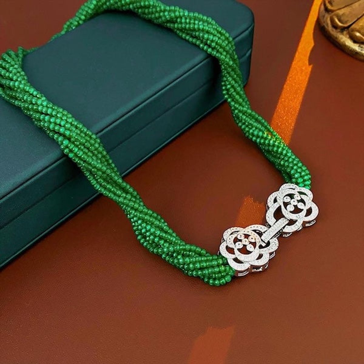 Gevlochten Choker met Kattenoog Kralen - Camille Sluiting - Groen