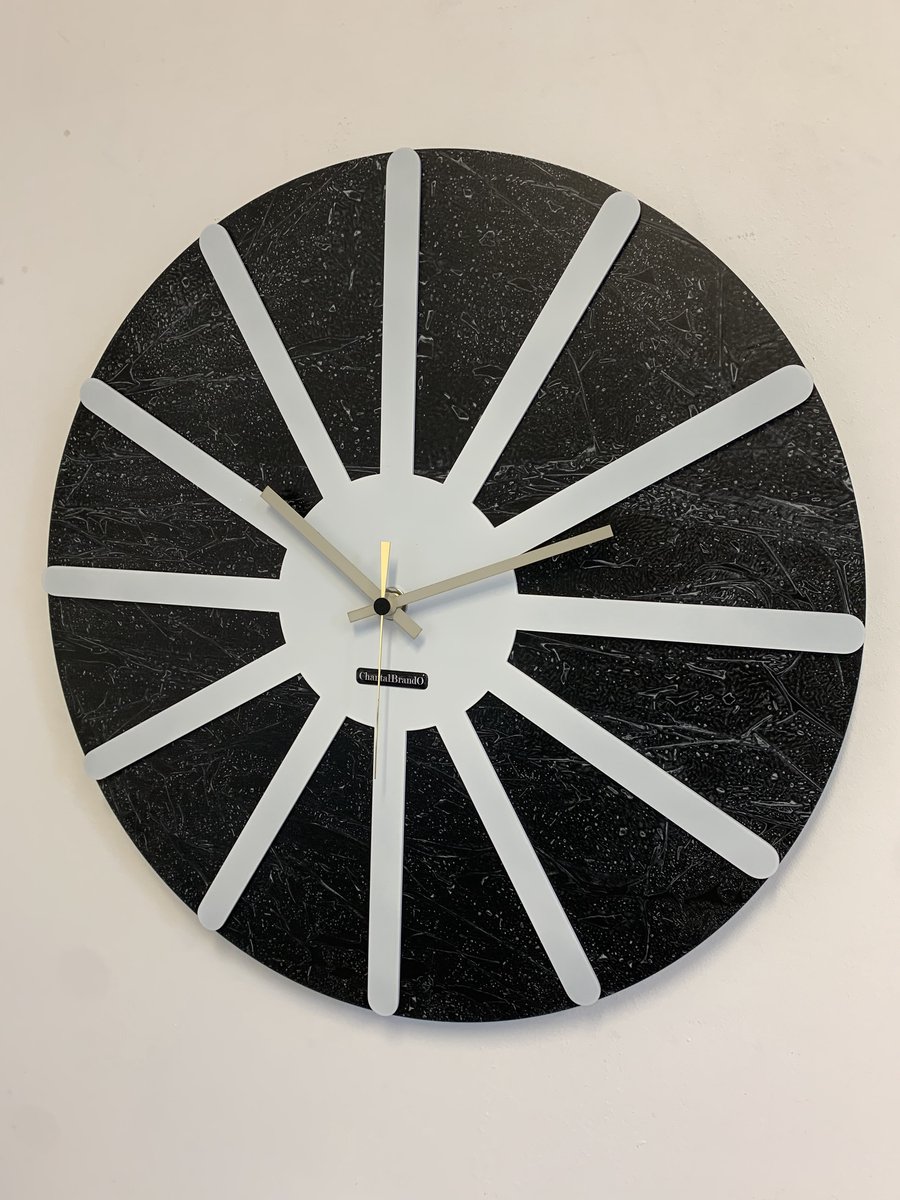 MOSA CLOCK Wandklok BLACK & WHITE STAR XL Modern Industrieel Design