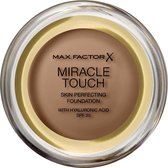 Max Factor Miracle Touch Skin Perfecting Foundation - 097 Toasted Almond